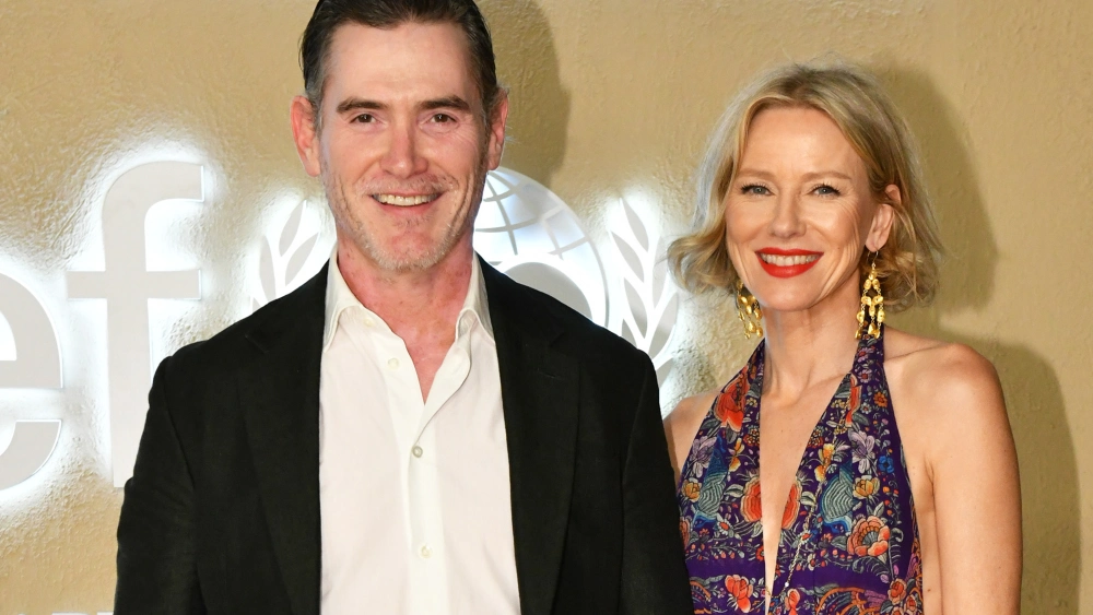 After interacting with British actress Naomi Watts during the shooting of the Netflix drama series Gipsy, Crudup started dating her in 2017. In a simple ceremony, the pair wed in June 2023 in New York City.